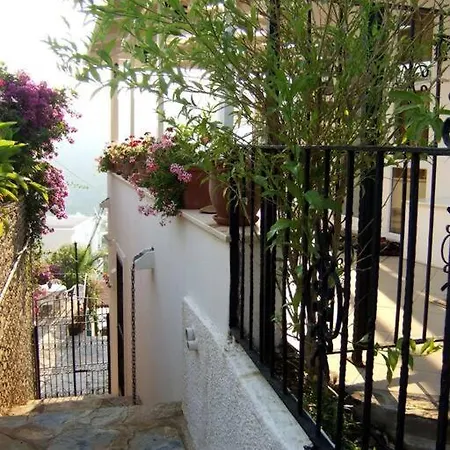 Hotel House Near Marina, Yachts, Boats. 4,5 Br 4*