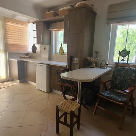 House Near Marina, Yachts, Boats. 4,5 Br Hotel Torba
