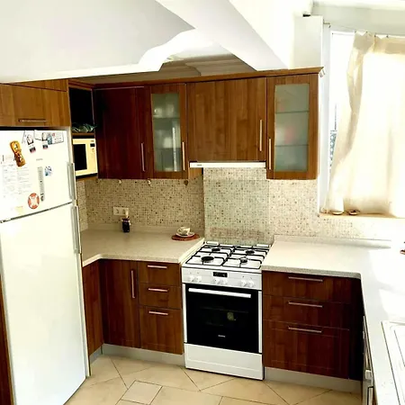 House Near Marina, Yachts, Boats. 4,5 Br Torba