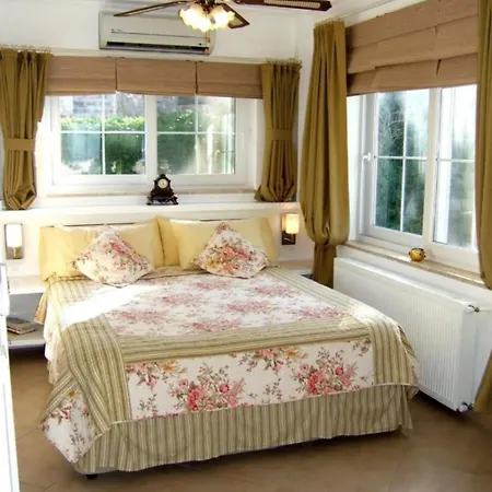 Hotel House Near Marina, Yachts, Boats. 4,5 Br 4*