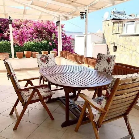 House Near Marina, Yachts, Boats. 4,5 Br 4* Torba