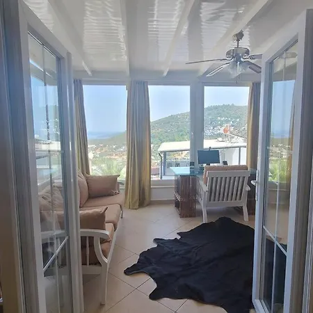 Hotel House Near Marina, Yachts, Boats. 4,5 Br Torba