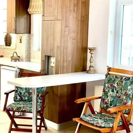 Hotel House Near Marina, Yachts, Boats. 4,5 Br Torba